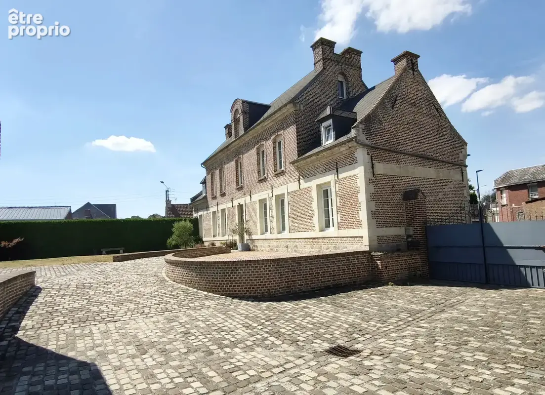 Ancien presbytère de caractère   270 m2   5 chambres   terrain clos   hangar 185 m2   potentiel professionnel - photo 32