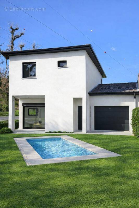 Maison à SAINT-MARCEL-LES-VALENCE
