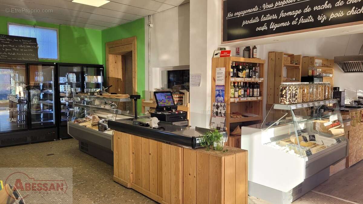 Commerce à L&#039;ESCALE