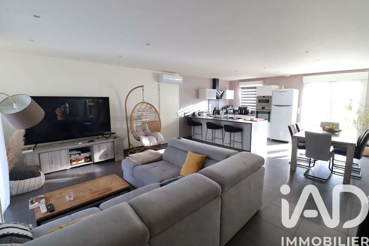 Photo 3 - Maison à LEMPDES