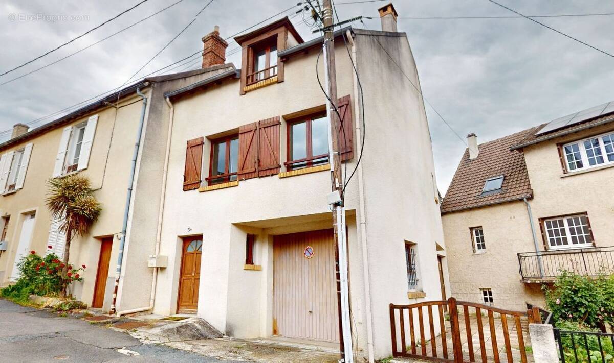 Maison à BREUX-JOUY