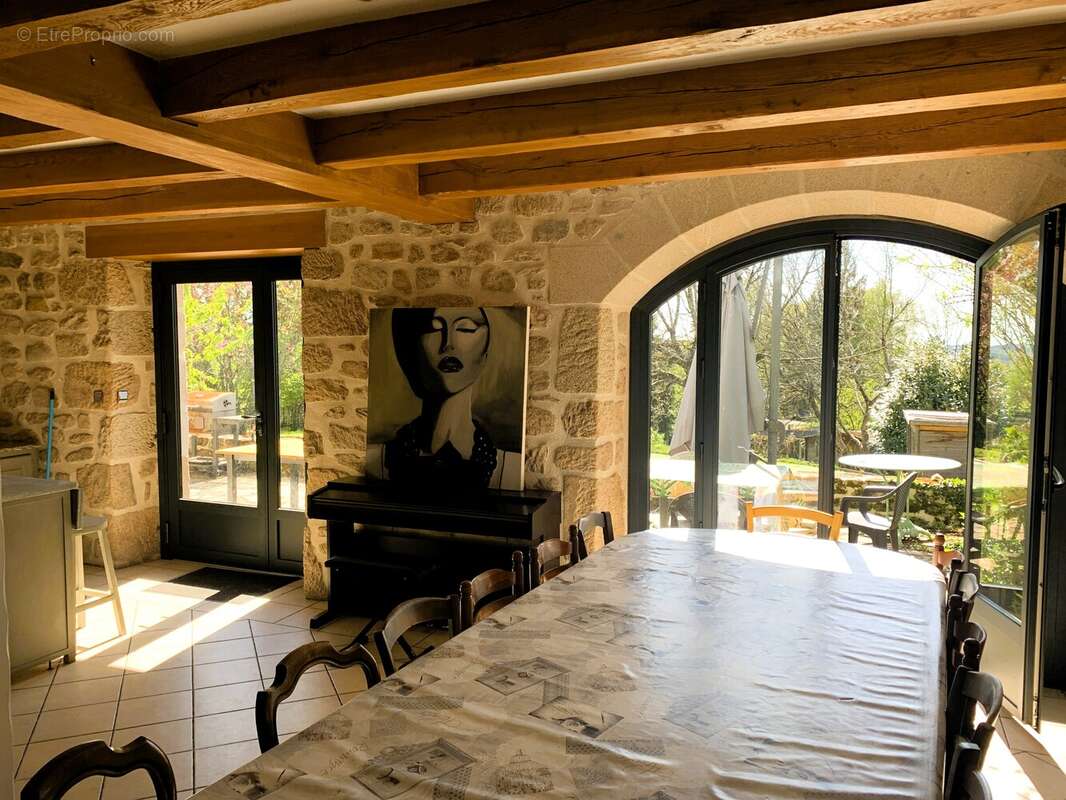 Maison à SARRAN