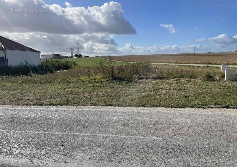 Terrain à CORMICY