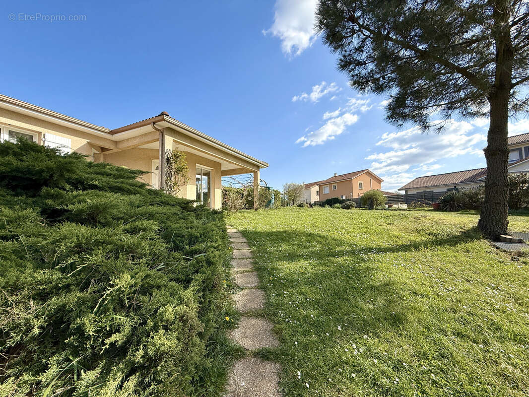 Maison à ROUSSILLON