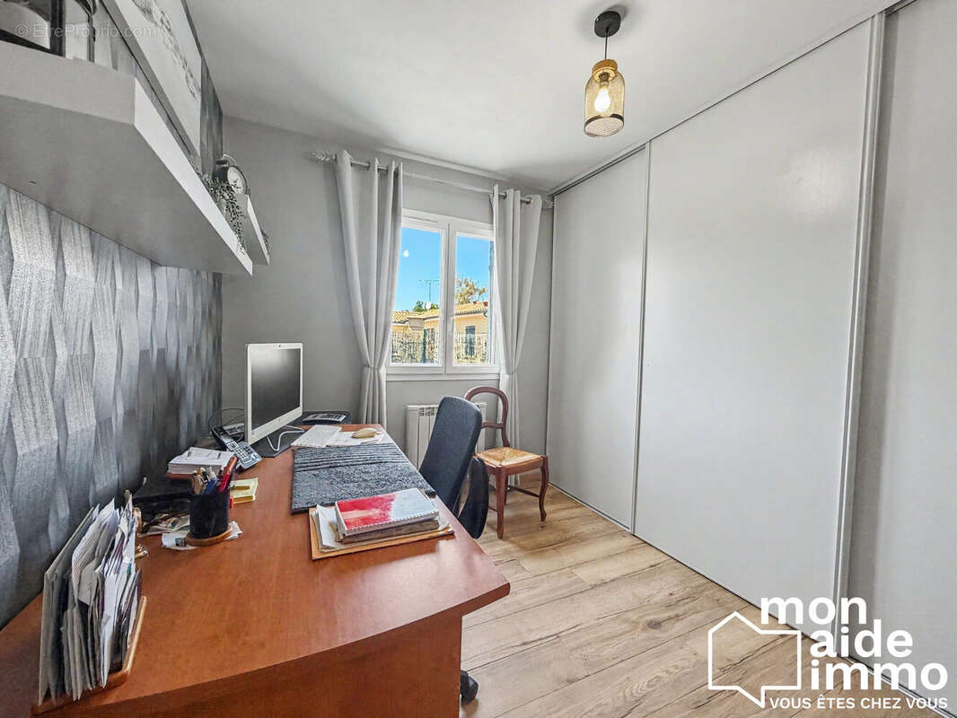 Maison 105 m² à Coutras  - photo 9