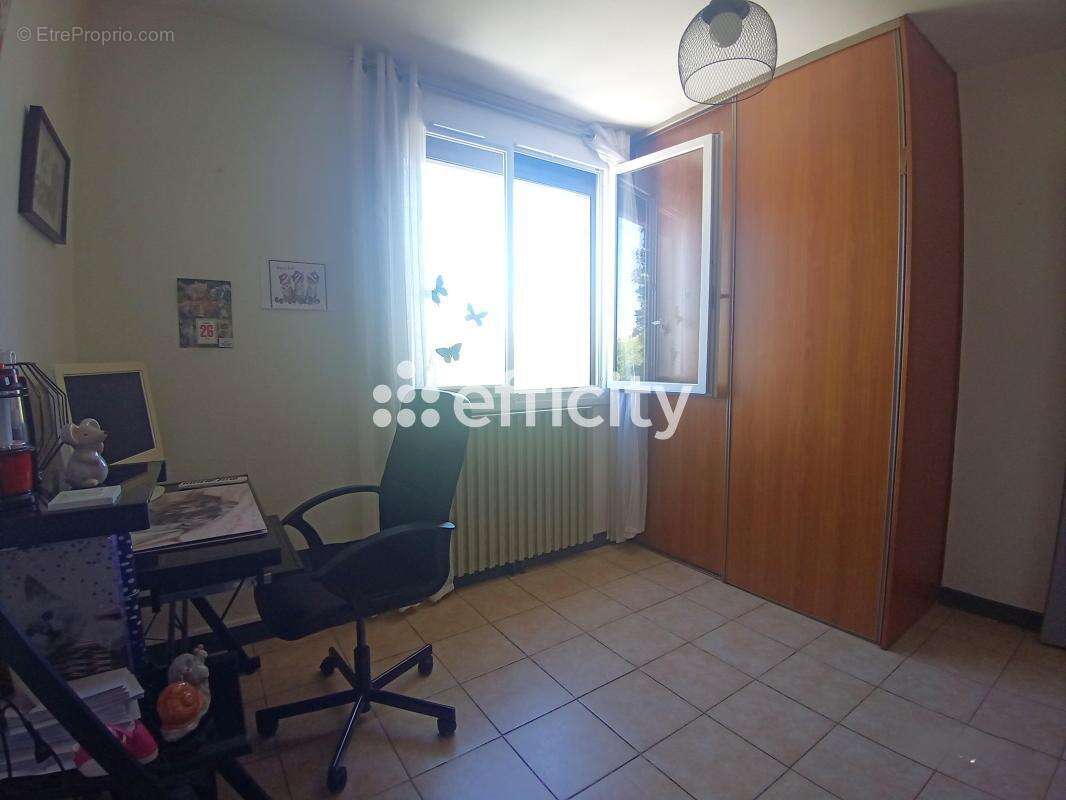 Appartement à ROMANS-SUR-ISERE