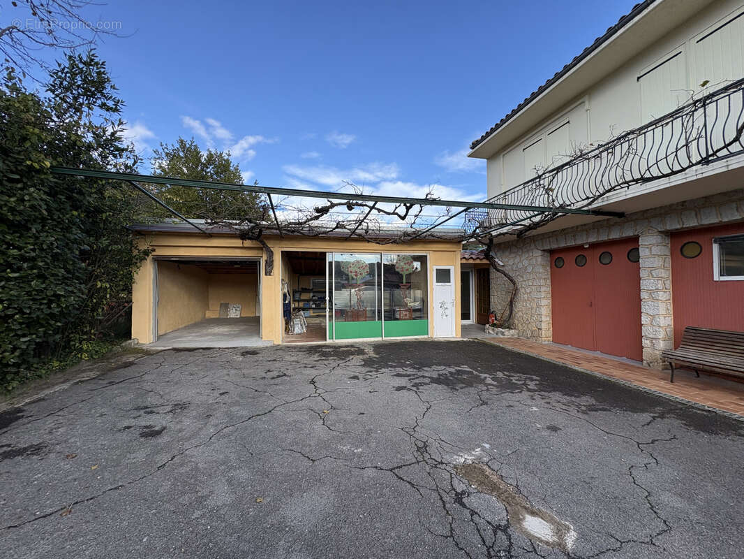 Maison à SAINT-AMBROIX