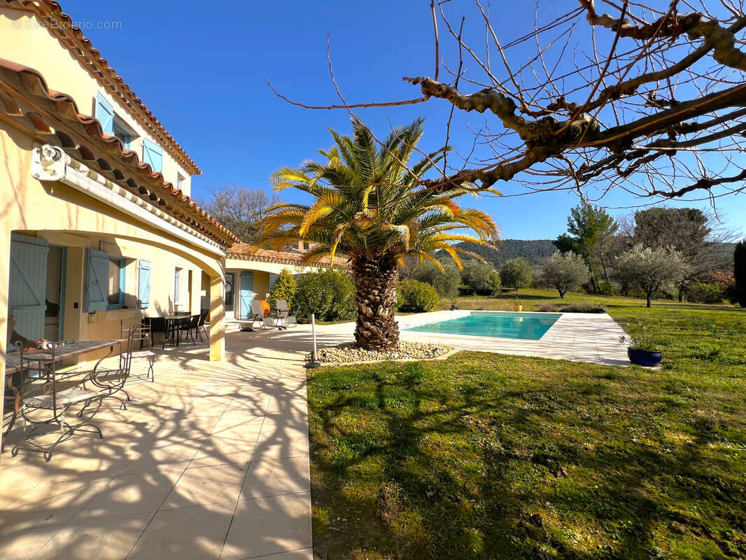 Maison à VAISON-LA-ROMAINE