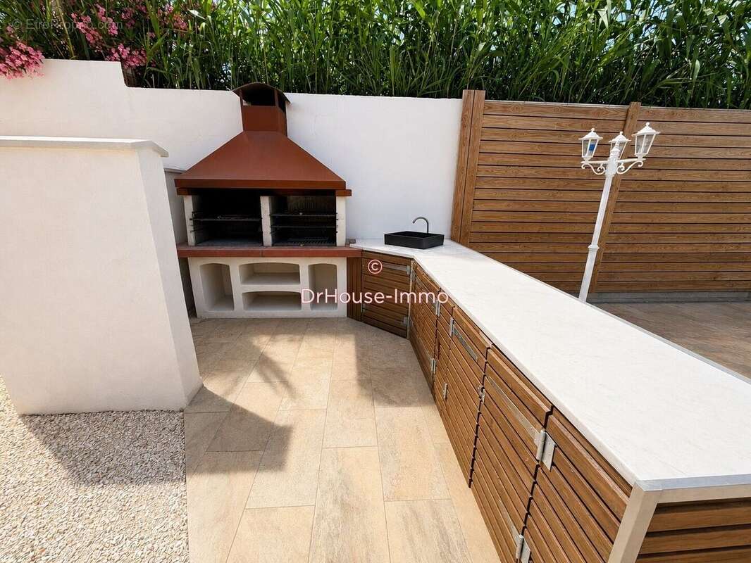 Maison 280 m² à Lezignan-Corbieres  - photo 16