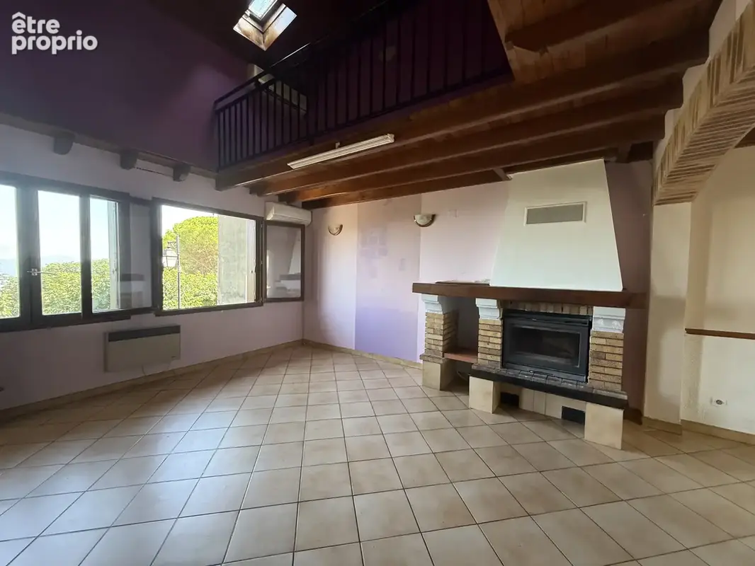 Maison à MONTBOLO