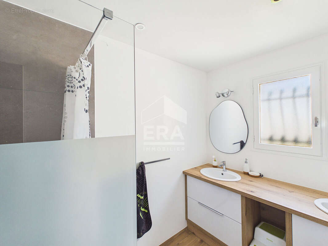 Maison à LA BASTIDE-CLAIRENCE