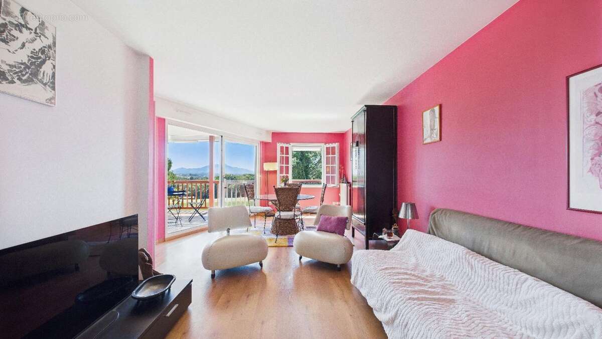 Appartement à ARCANGUES