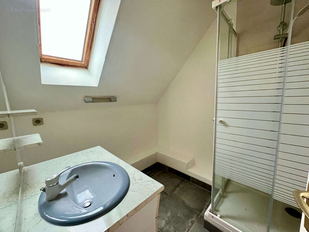 Maison à LE PERRAY-EN-YVELINES