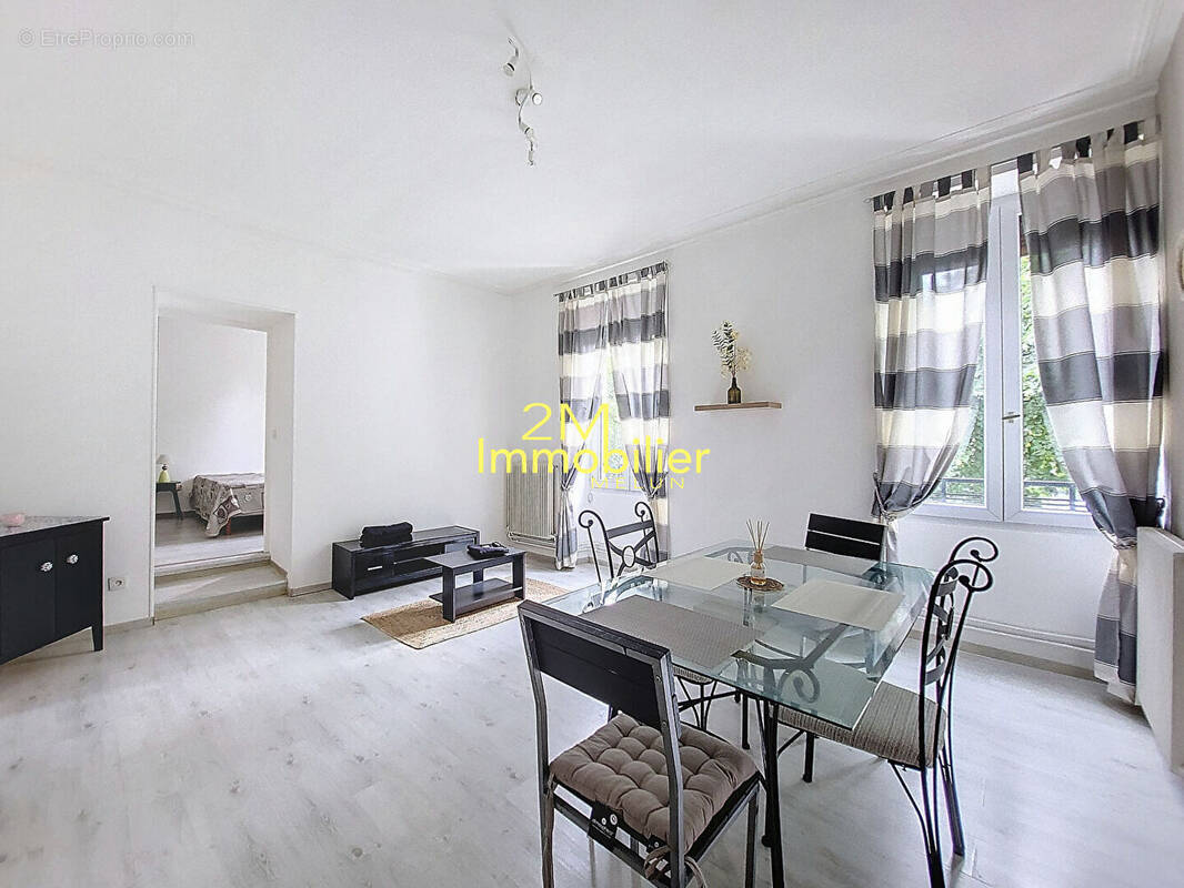 Appartement à MELUN