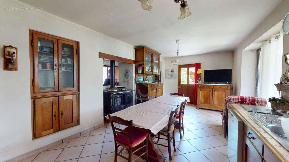 Maison 160 m2 + terrain constructible - photo 6