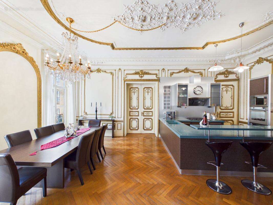 Metz Hyper Centre – Appartement de prestige de 276 m² avec entrée privative - photo 5