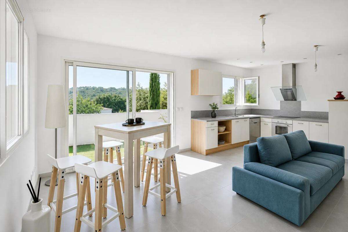 Maison de 4 pièces de 82 m² à Montpezat - photo 7