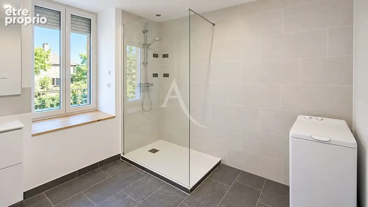 Immeuble rénové avec potentiel - Étriché Bourg - Exclusivité - photo 7