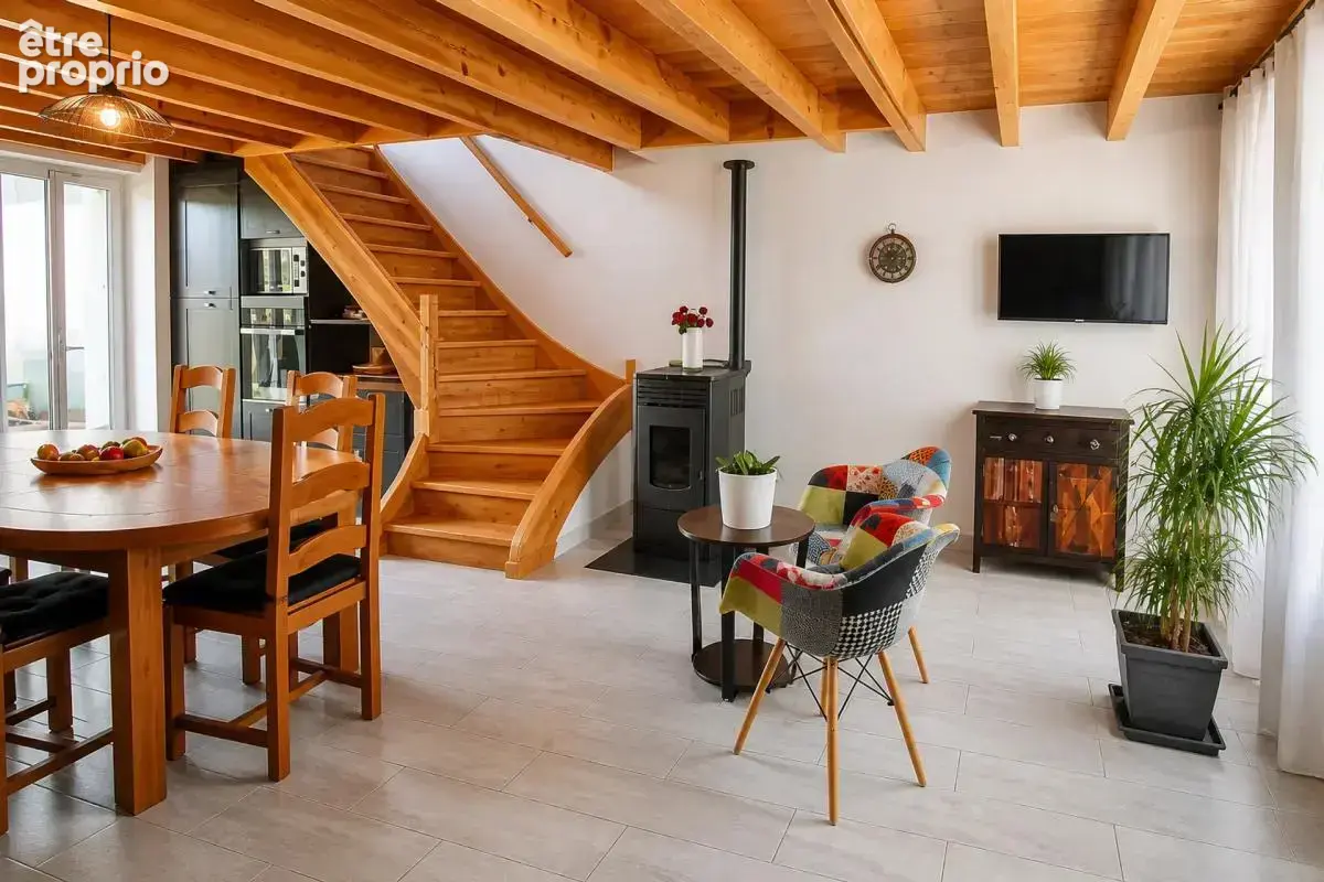 Maison de 6 pièces de 122 m² à Ambert - photo 11