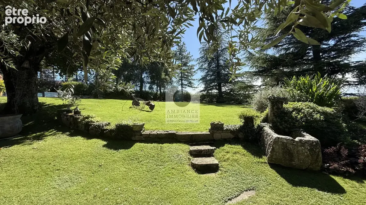Propriété de caractère avec piscine - photo 27