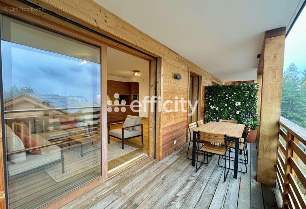 Appartement à SAINT-ETIENNE-DE-TINEE