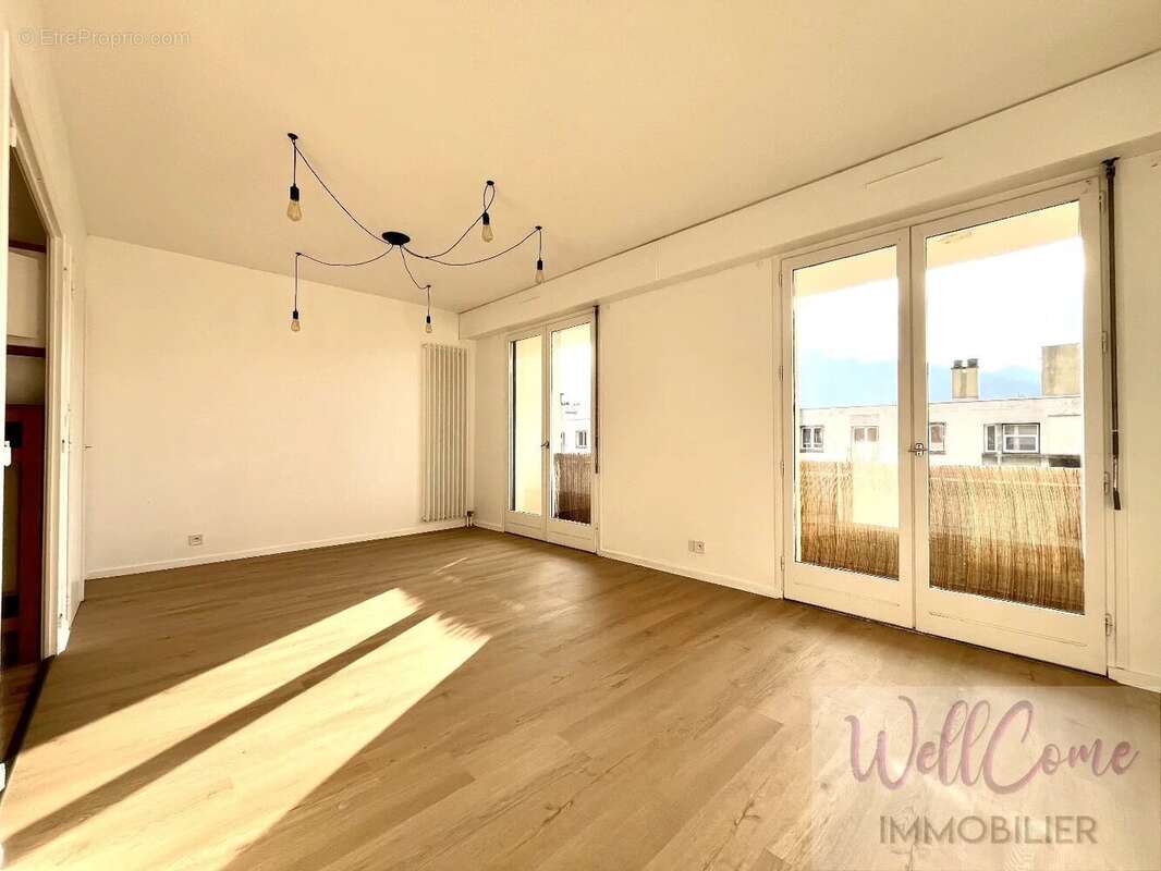 Appartement à AIX-LES-BAINS