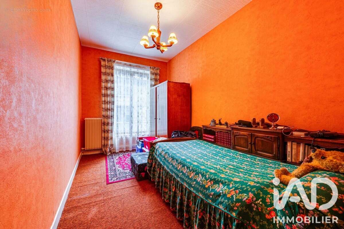 Appartement 225 m² à Givet  - photo 3