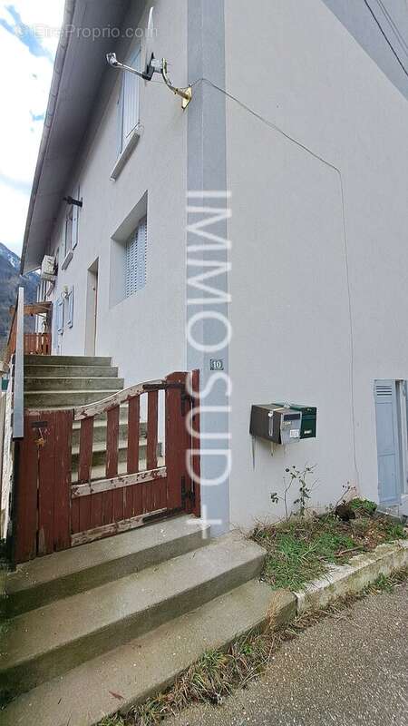 Appartement à LIVET-ET-GAVET