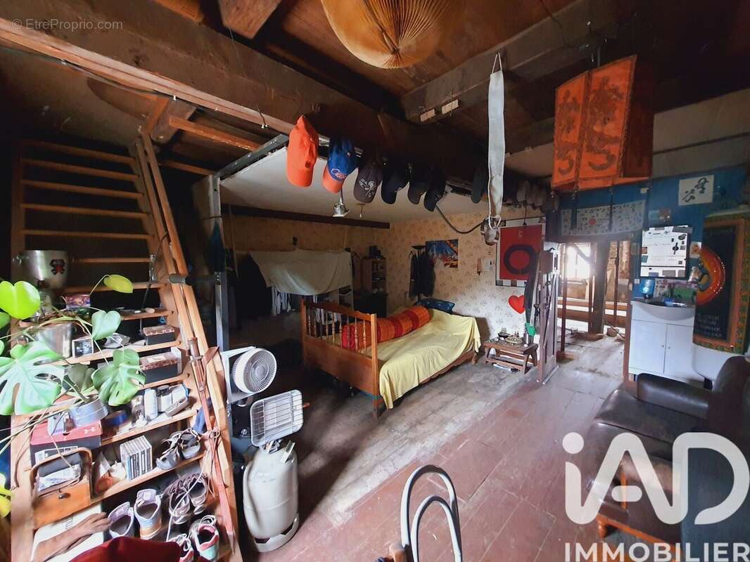 Maison 98 m² à Trans-La-Foret  - photo 7