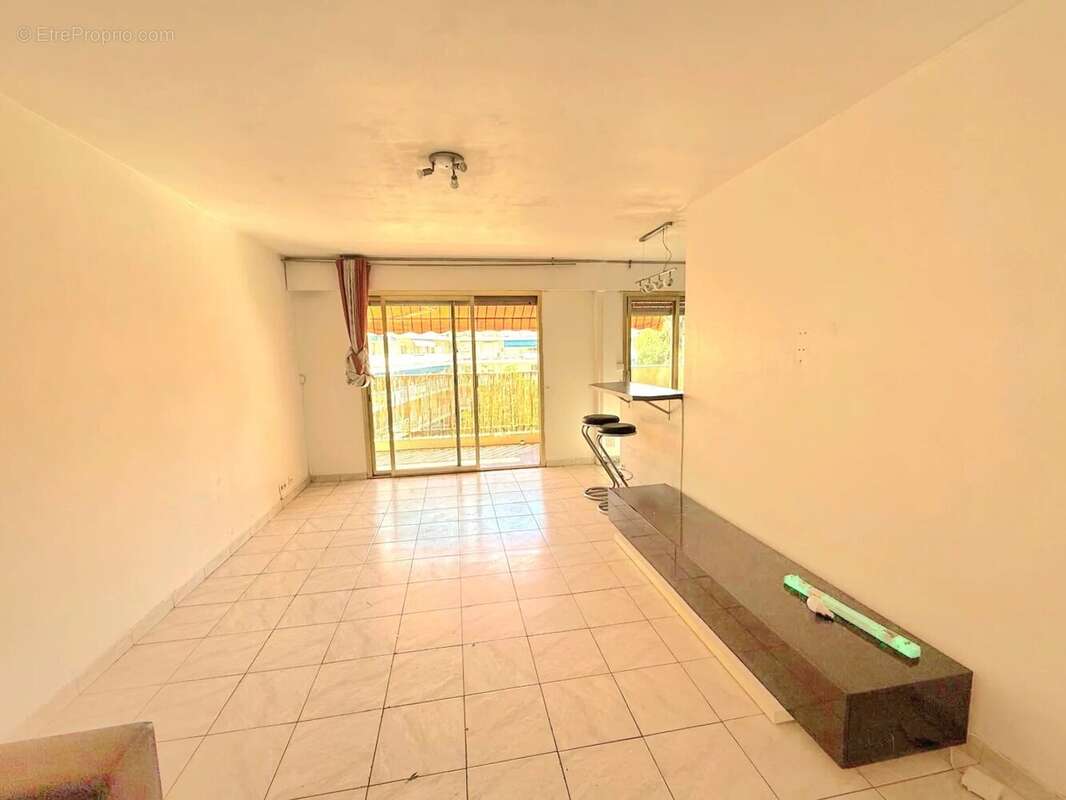 Appartement à LE CANNET