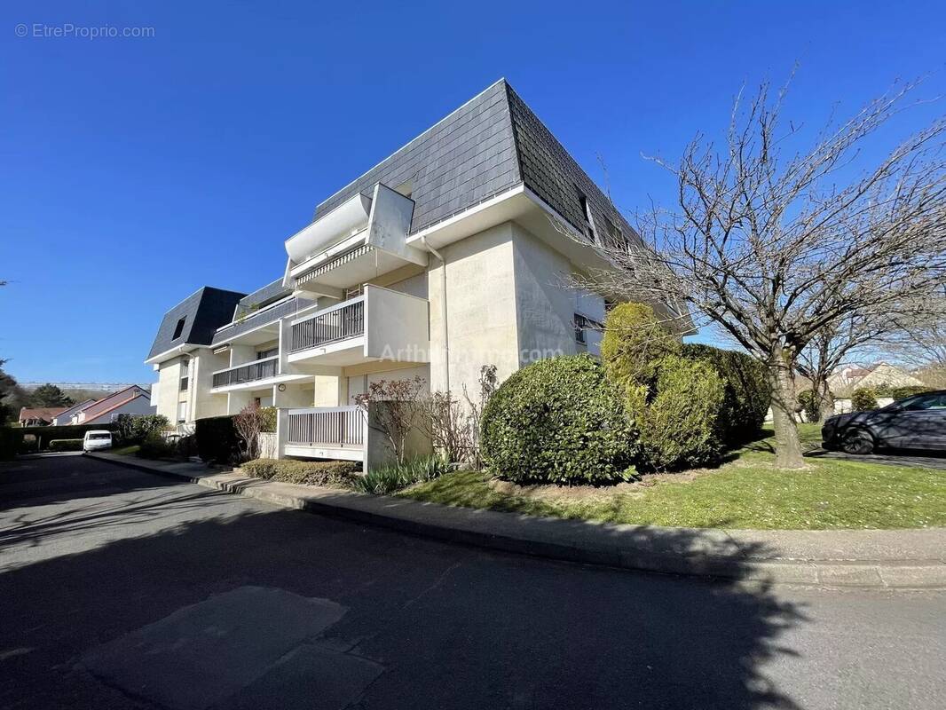 Appartement à SOISY-SUR-SEINE