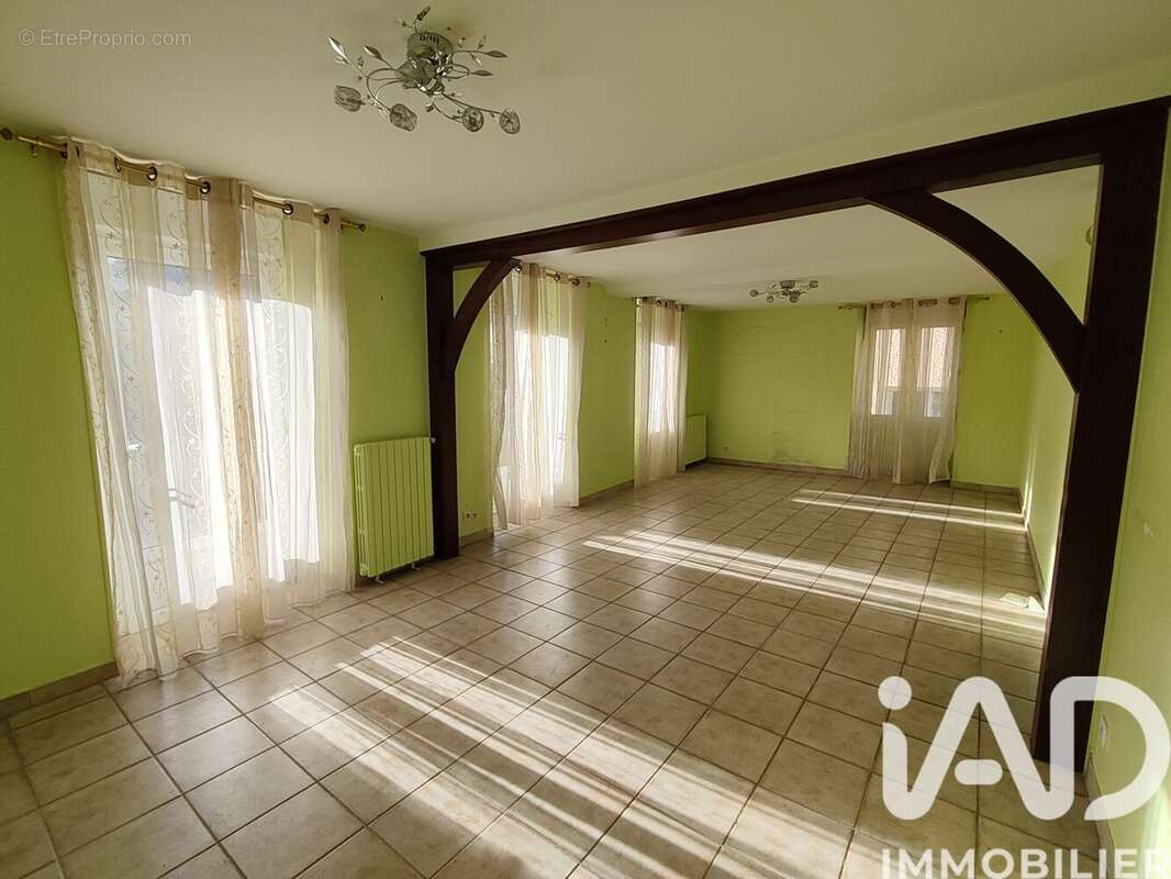 Photo 2 - Maison à SAULGES