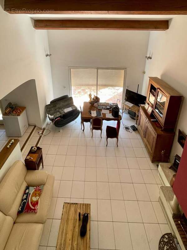 Maison 150 m² à Plan-De-Cuques  - photo 4
