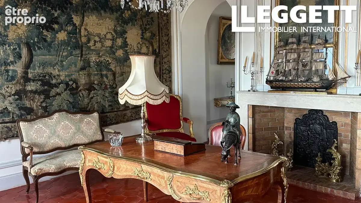 Beau château en pierre du XVIIIe siècle avec 4 chambres et piste d'atterrissage, 
surplombant Vallée Lot - photo 3