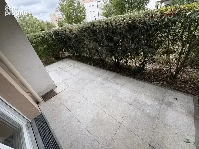 Appartement T3 avec terrasse à BRUGES. - photo 11