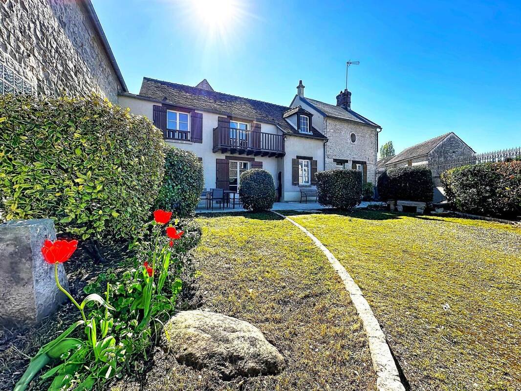 Photo 1 - Maison à NOISY-SUR-ECOLE