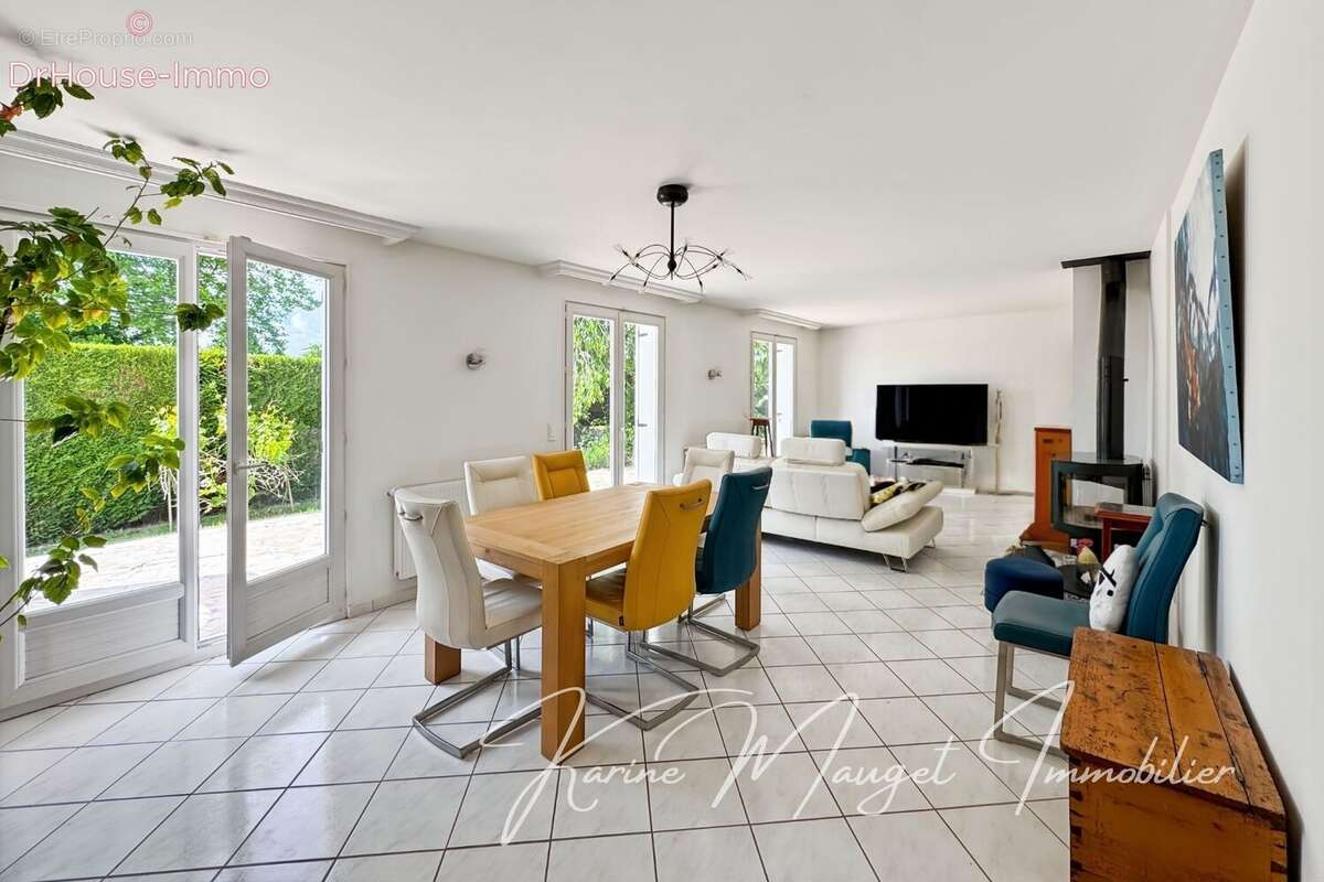 Maison à LUMIGNY-NESLES-ORMEAUX