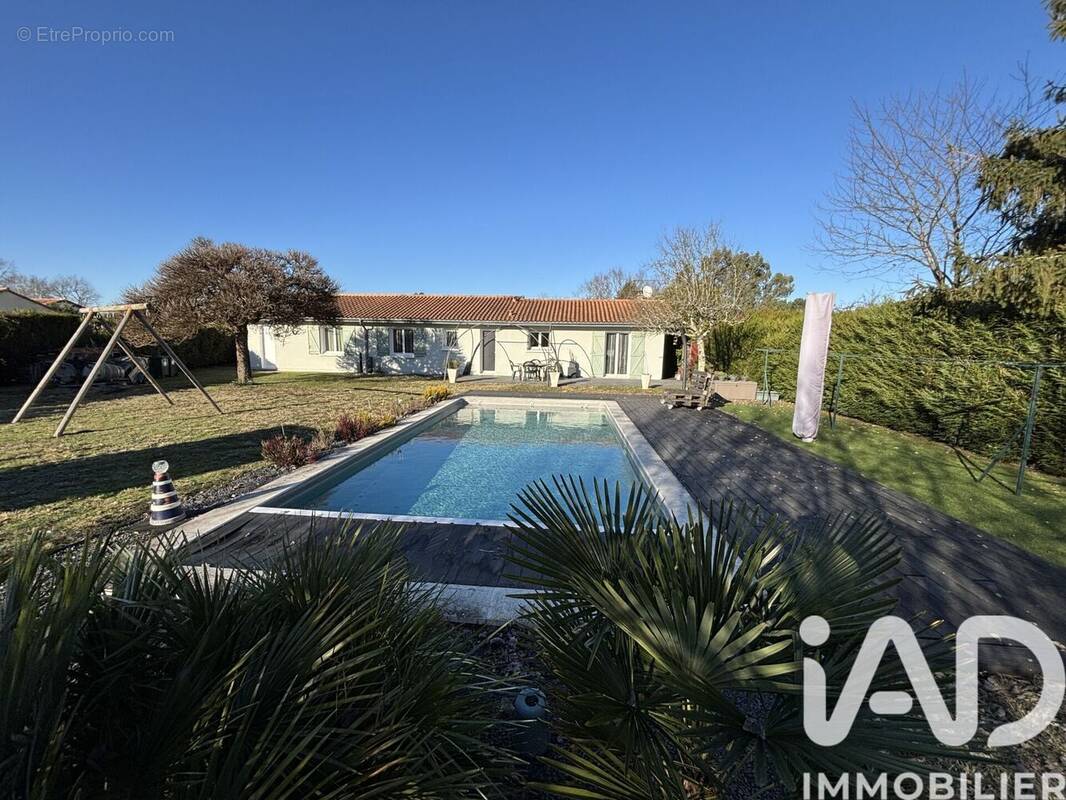 Photo 1 - Maison à PESSAC