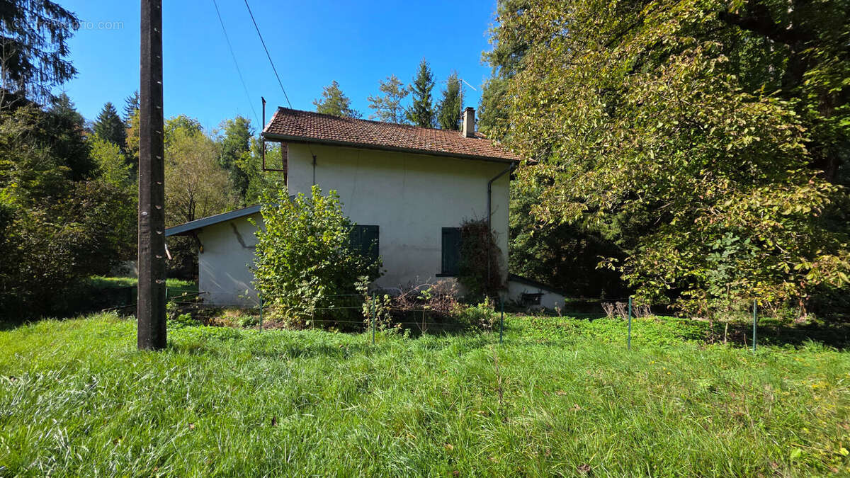 Maison à CONDAMINE
