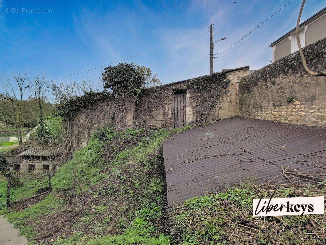 Maison à MONTREUIL-BELLAY