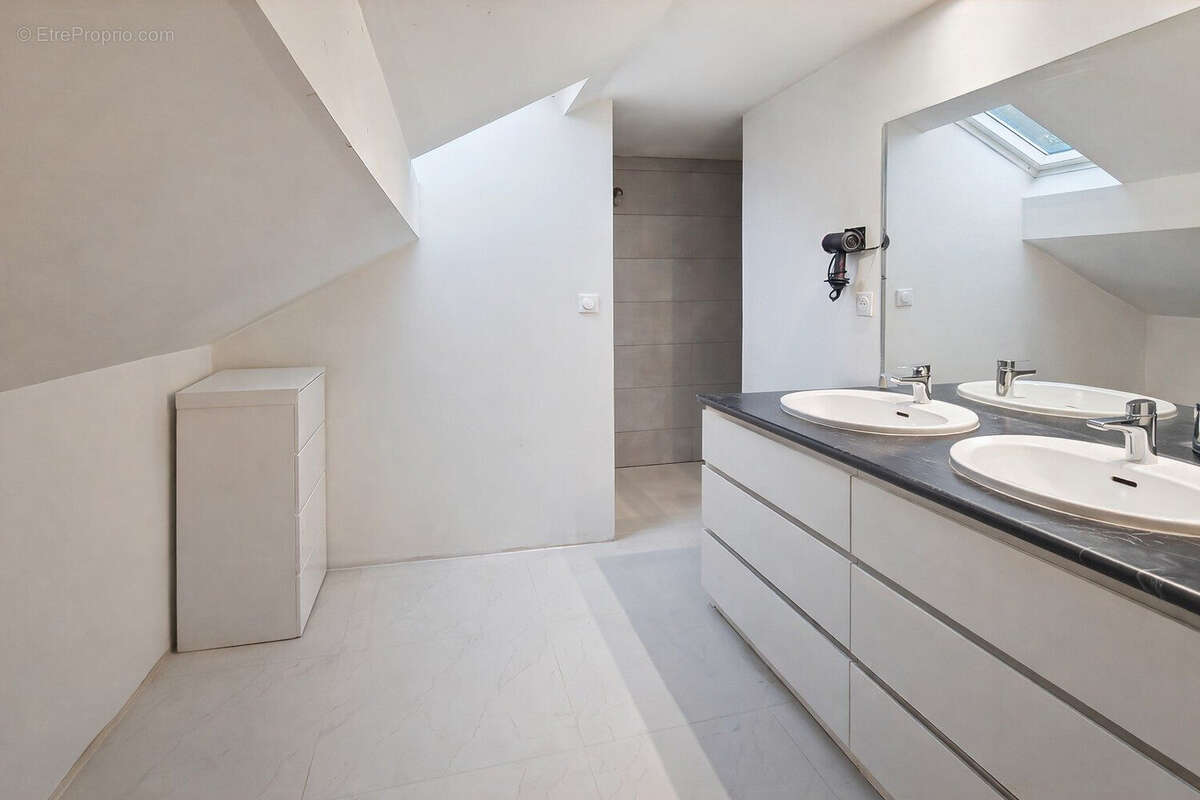 Appartement 45 m² à Lully  - photo 4