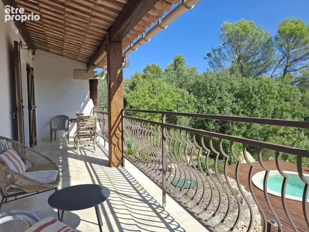 Villa avec vue panoramique, piscine et jardin à Sillans-la-Cascade - photo 7