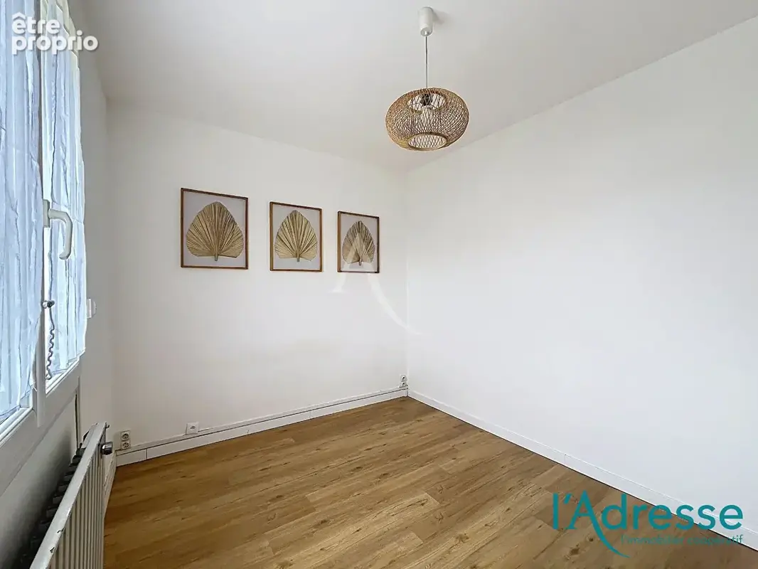 Maison Laval - photo 9
