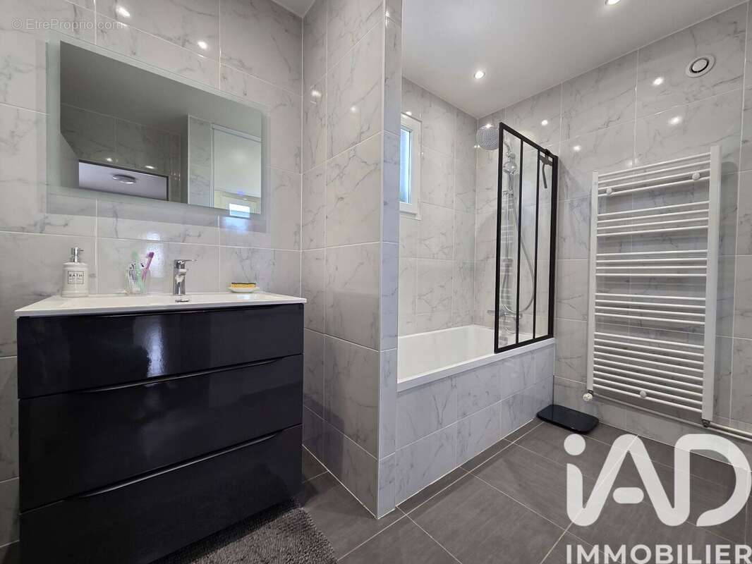 Photo 8 - Maison à SAINT-FARGEAU-PONTHIERRY