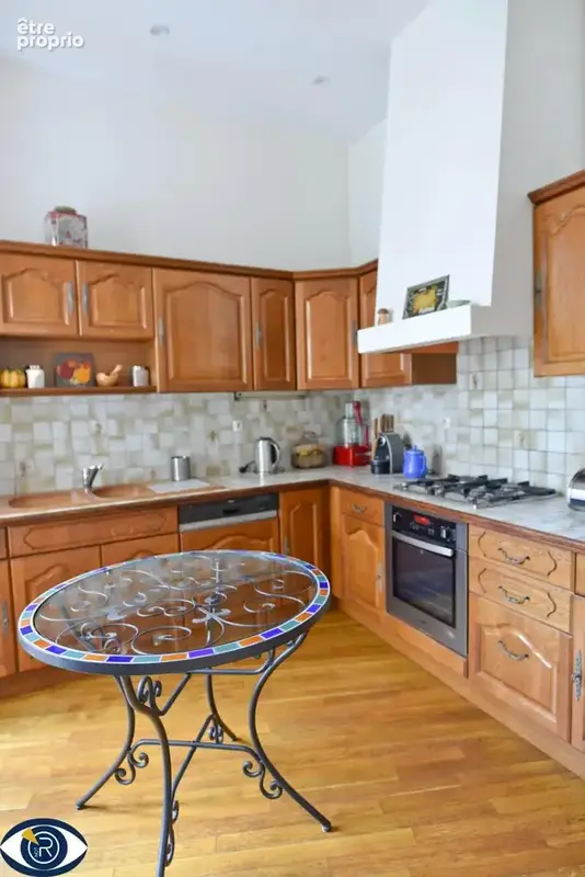 Maison 150 m² à Laval  - photo 5