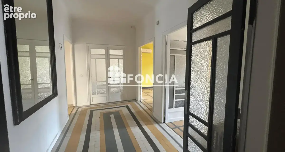 Avignon – cœur de ville – appartement  de caractère – 4 chambres – grande terrasse - photo 6