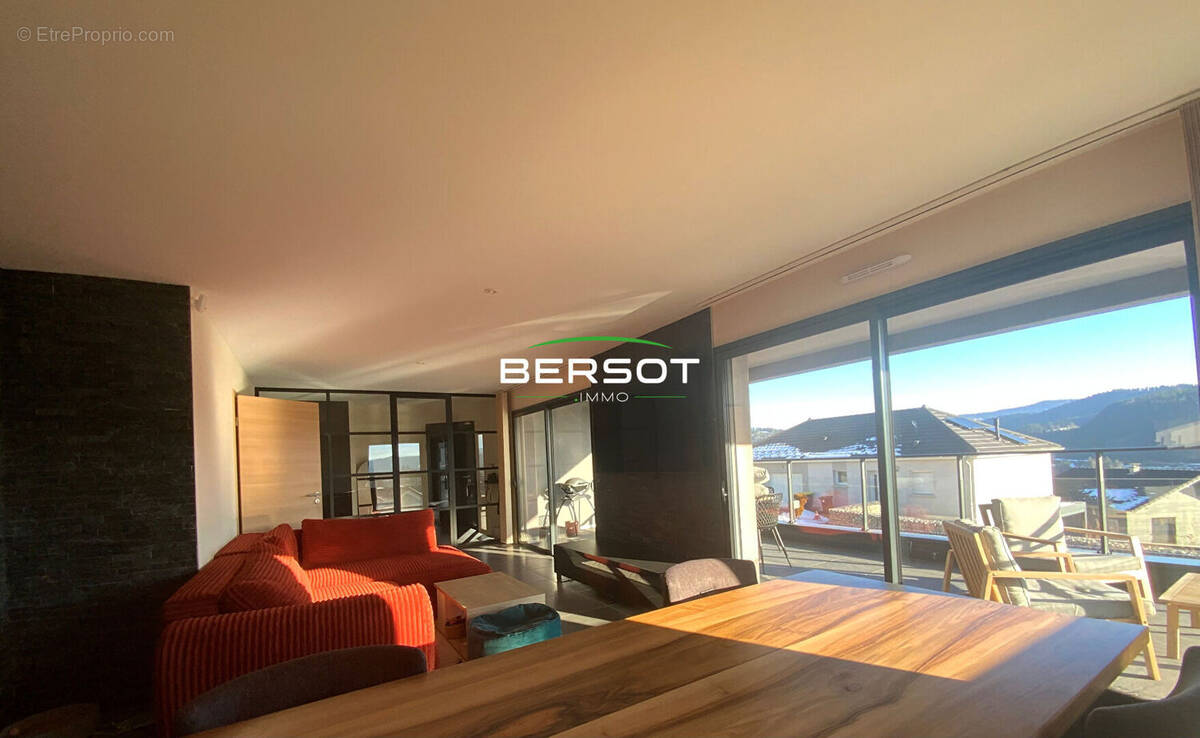 Appartement à VILLERS-LE-LAC