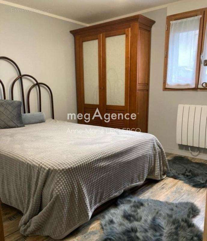 Maison à FRANS