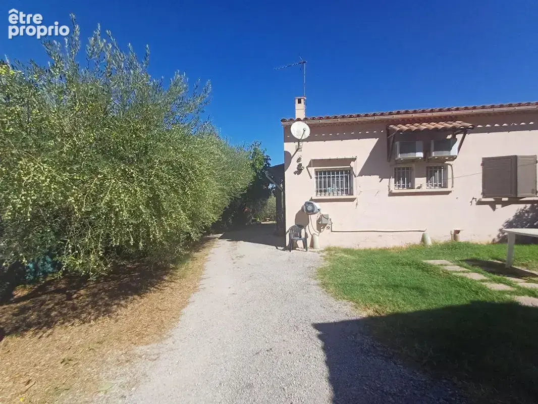 ROUGIERS VILLA T3 sur 1537 m² de terrain - photo 3