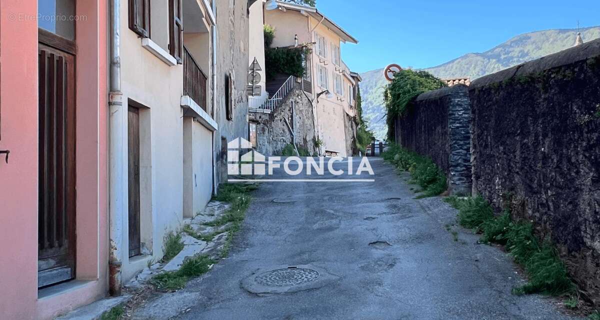 Appartement à VIZILLE